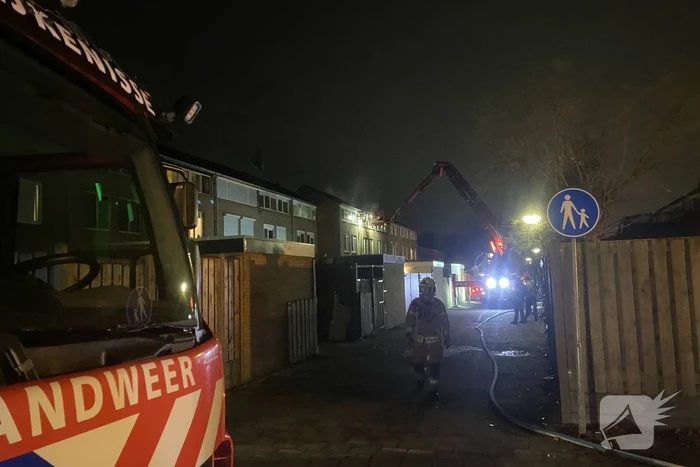 Zolderverdieping verwoest door uitslaande brand