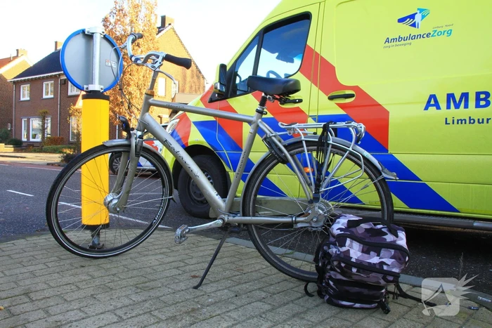 Fietser aangereden door auto