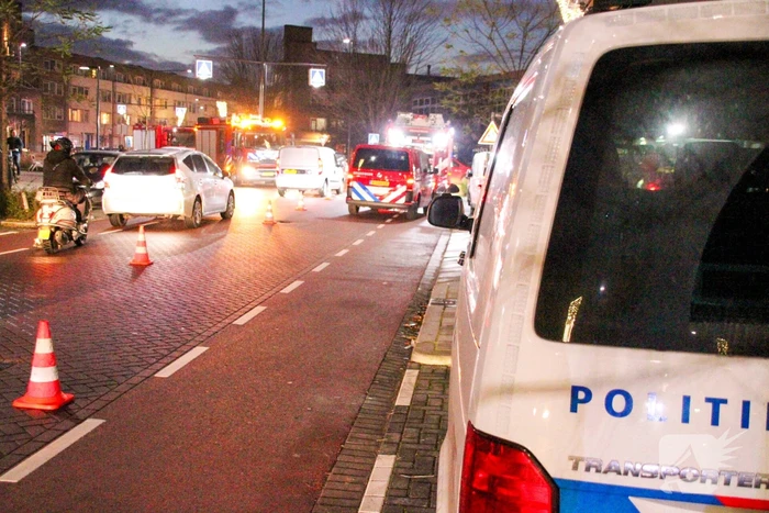 Twee aanhoudingen na chemische lucht in woning, mogelijke drugslab aanwezig