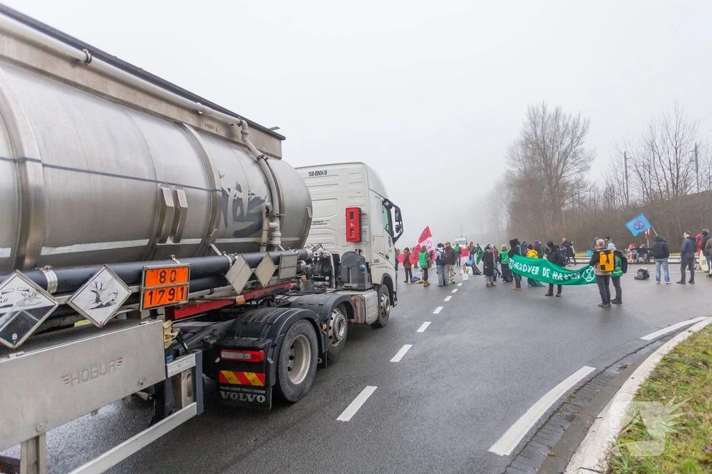 Moezelweg 112 meldingen Europoort Rotterdam 