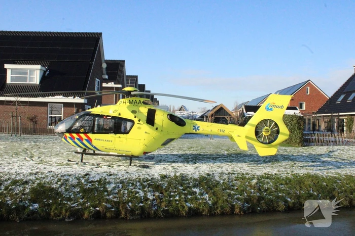 Traumateam assisteert bij medische noodsituatie