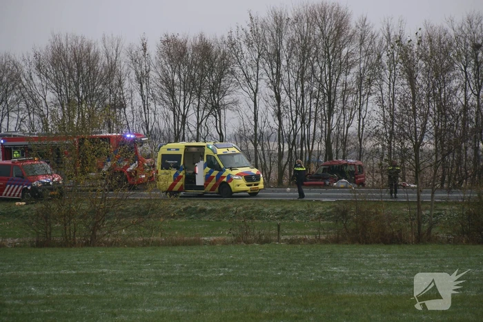 Meerdere gewonden bij ernstig ongeval tussen meerdere voertuigen