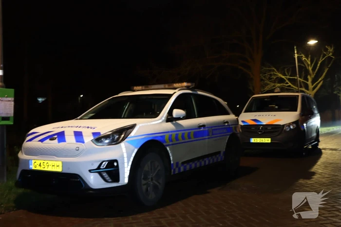 Brandweer doet onderzoek naar mogelijke gaslucht