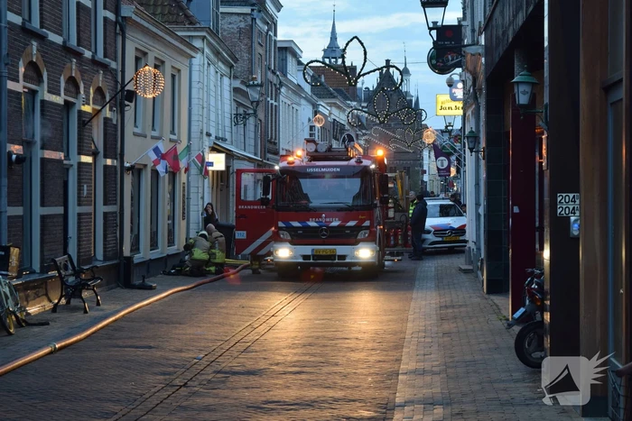 Brand in restaurant geblust