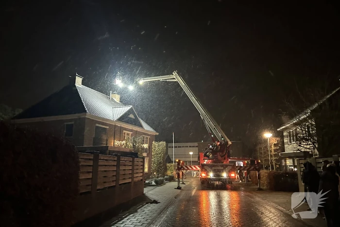 Brand in schoorsteen snel gedoofd