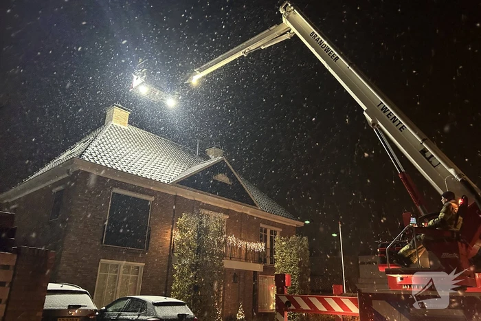 Brand in schoorsteen snel gedoofd