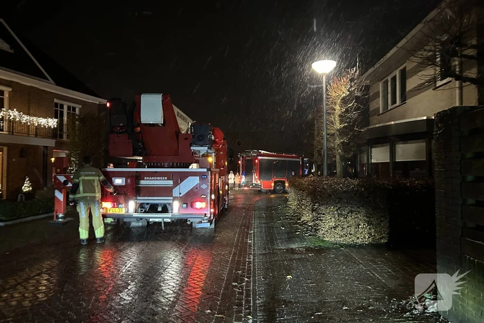 Brand in schoorsteen snel gedoofd