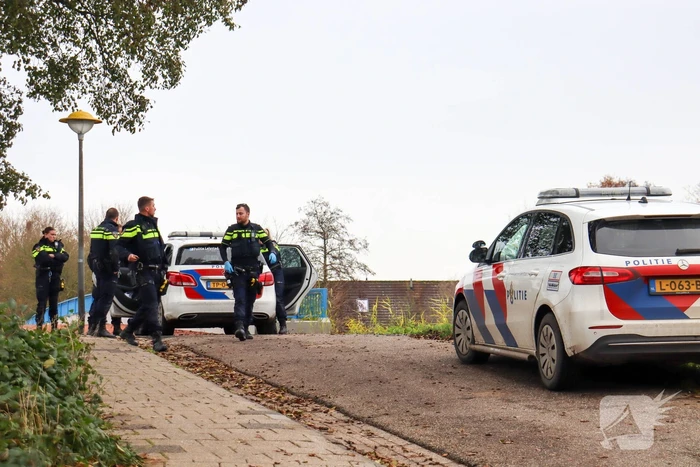 Man met hakbijl aangehouden door politie