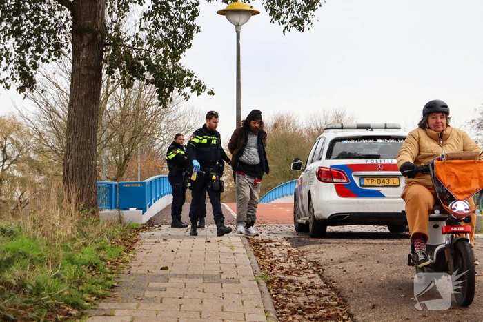 Man met hakbijl aangehouden door politie