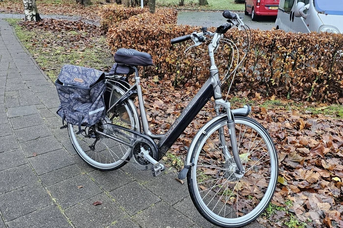 Fietser aangereden bij rotonde