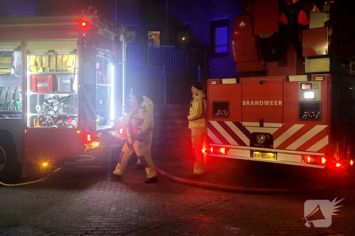Matrasbrand zorgt voor rookontwikkeling in woning