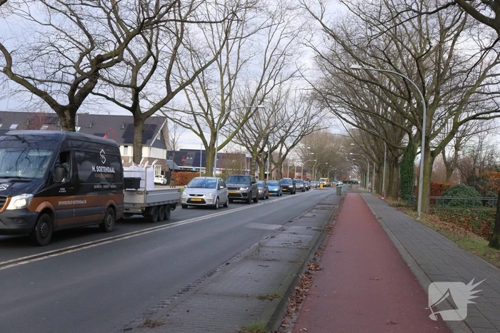 Gestrande vrachtwagen zorgt voor verkeersoverlast