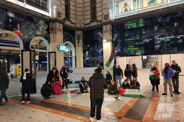 Palestijn verzet in stationshal