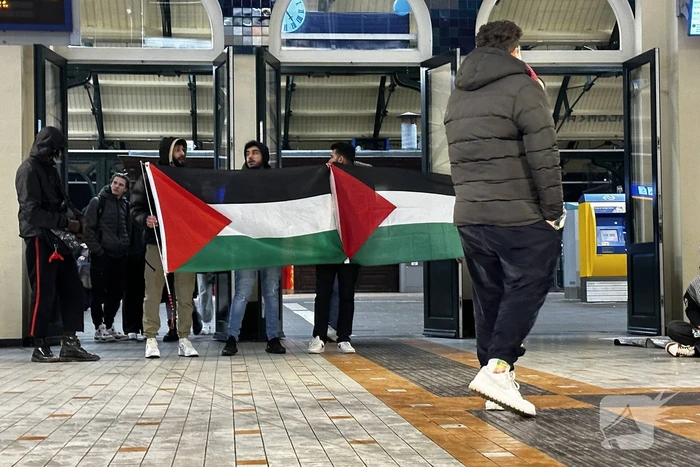 Palestijn verzet in stationshal