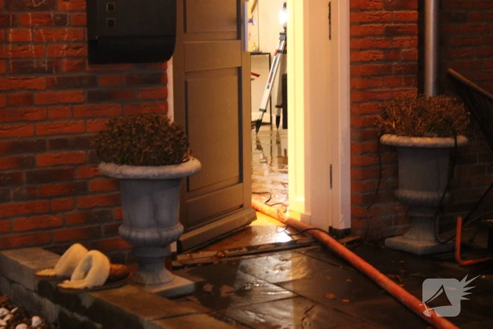 Brandweer ingezet voor waterleiding breuk