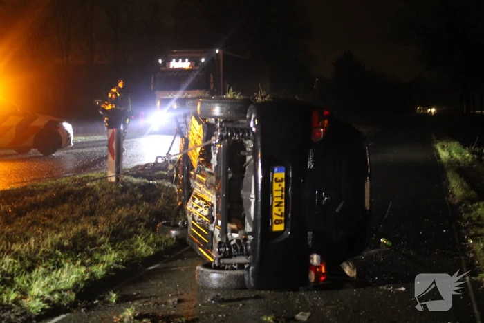Bestuurder gevlucht na eenzijdig ongeval