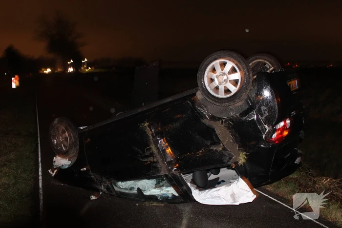 Bestuurder gevlucht na eenzijdig ongeval