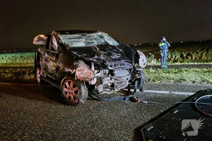 Bestuurder gevlucht na eenzijdig ongeval