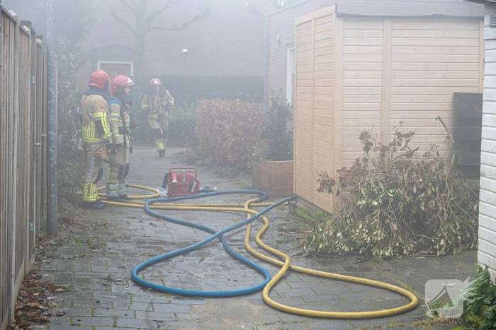 Veel rook bij brand op zolder