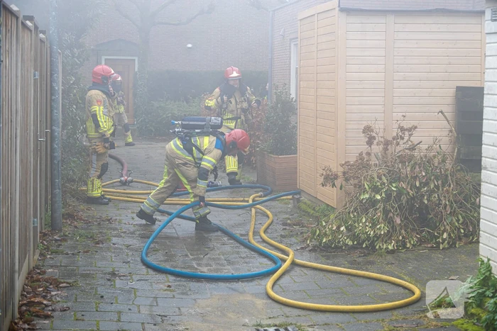 Veel rook bij brand op zolder