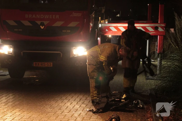 Schoorsteenbrand bij woonboerderij