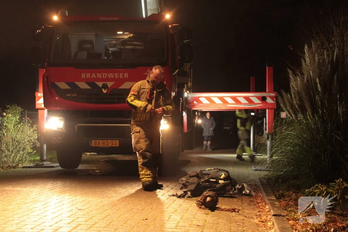 Schoorsteenbrand bij woonboerderij