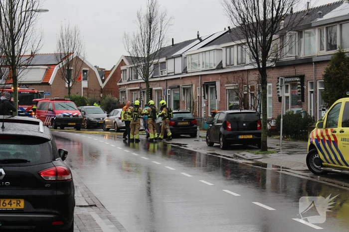 Twee overleden personen aangetroffen in woning