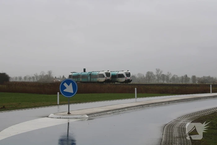Voetganger overleden bij botsing met trein tijdens oversteken
