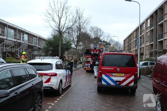 Zeven woningen ontruimd nadat steiger instort door wind