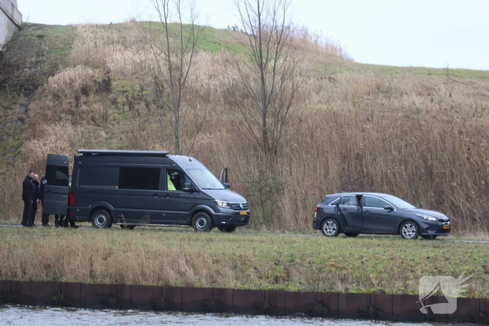 Levenloos lichaam aangetroffen in kanaal