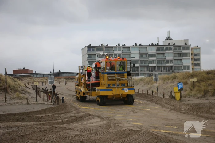 KNRM zoekt naar mogelijk vermiste zwemmer