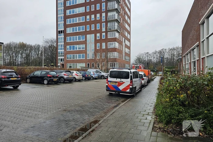 Brandweer blust keukenbrand in appartementencomplex