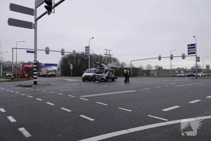 Flinke schade bij ongeval op kruising