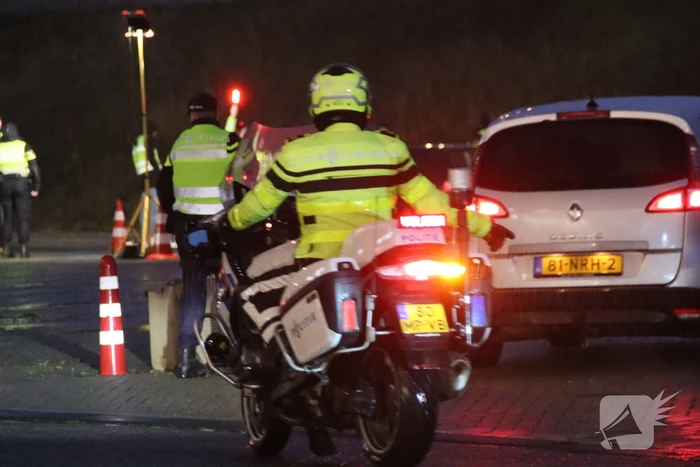 Politie houdt verkeerscontrole