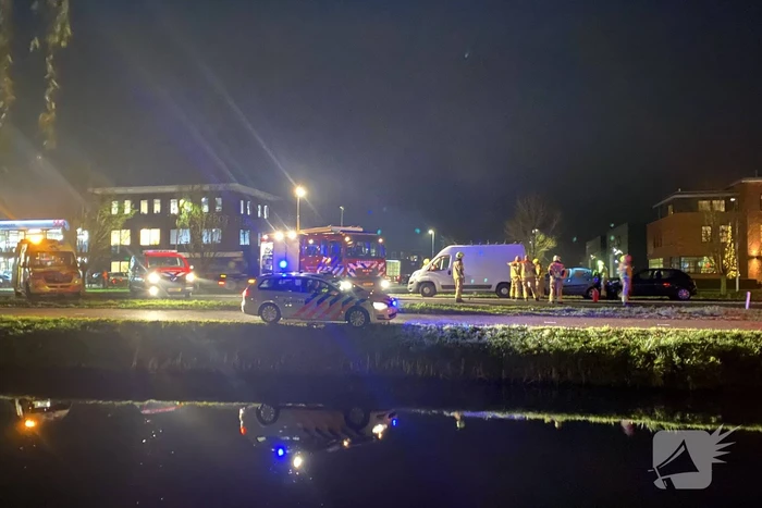 Kop-staartbotsing tussen drie voertuigen