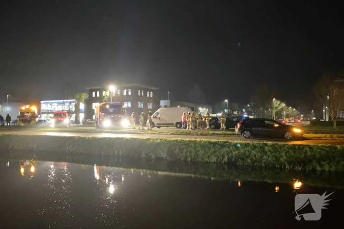 Kop-staartbotsing tussen drie voertuigen