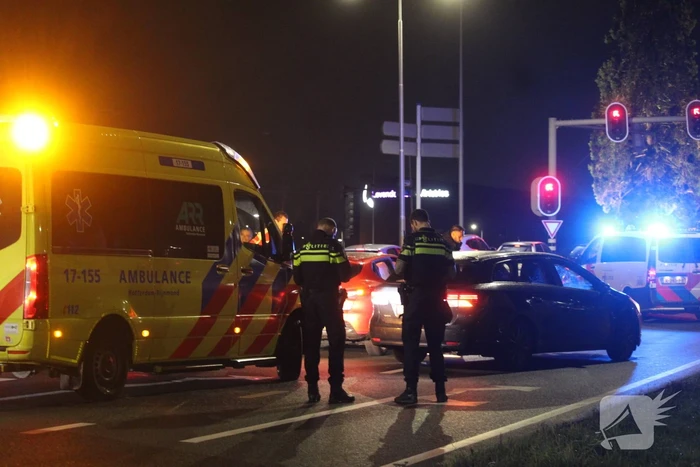 Gewonde bij ongeval tussen twee auto's