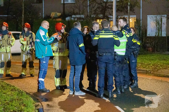 Voordeur zwaar beschadigd door explosie