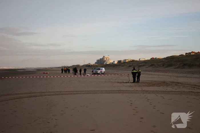 Levenloos lichaam aangetroffen op strand