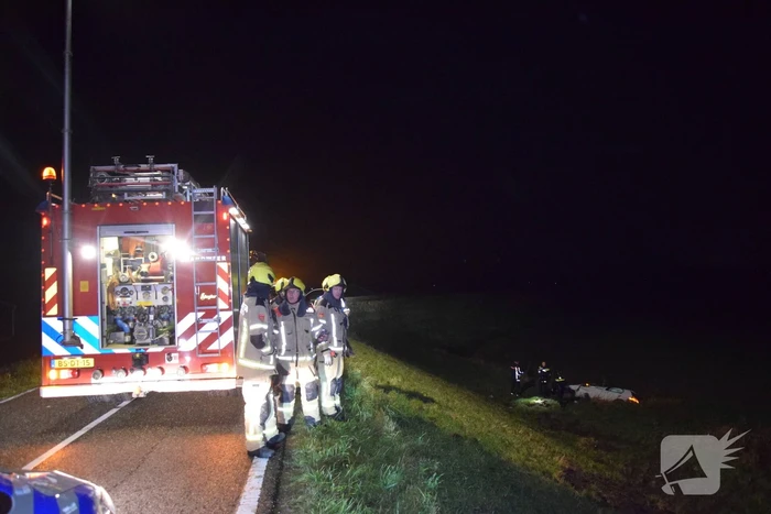 Achtervolging eindigt in sloot