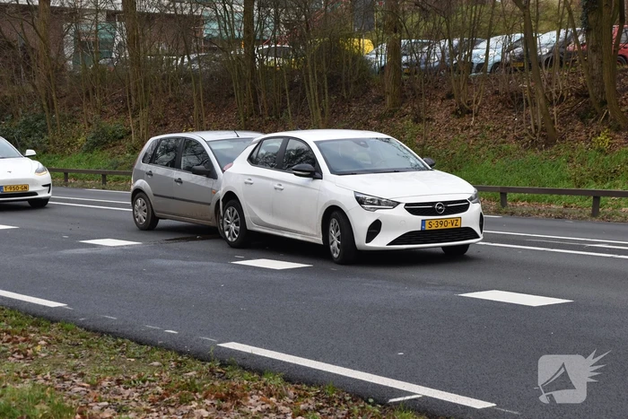 Flinke schade bij kop-staartbotsing