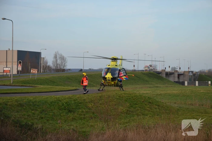 Zwaargewonde bij frontale botsing