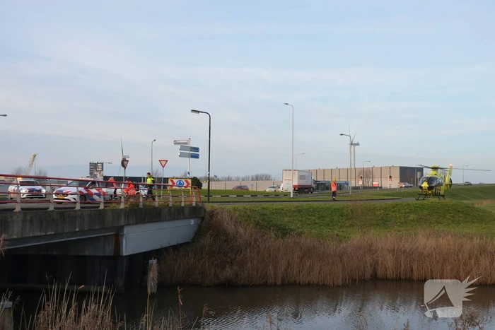 Zwaargewonde bij frontale botsing