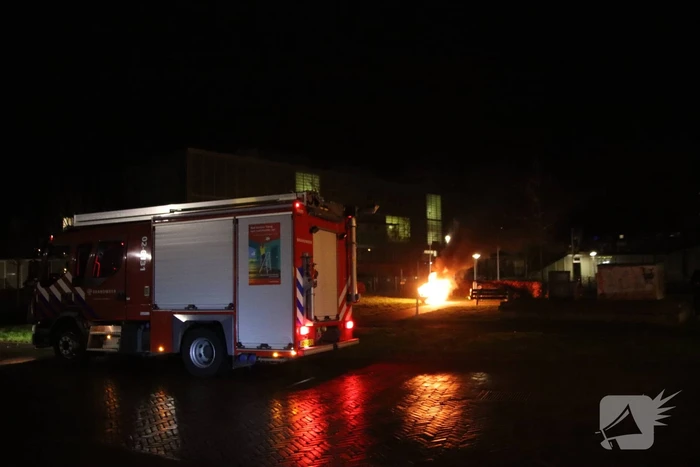 Opnieuw bank in brand