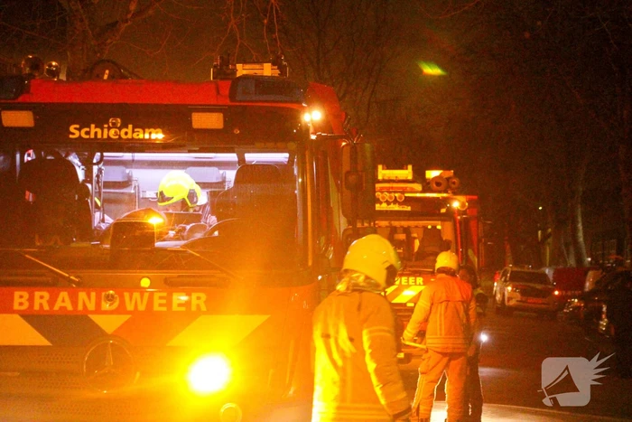 Veel rookontwikkeling bij brand in bedrijfspand