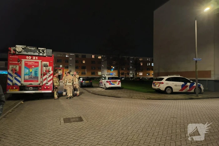 Brandweer doet onderzoek naar vreemde lucht