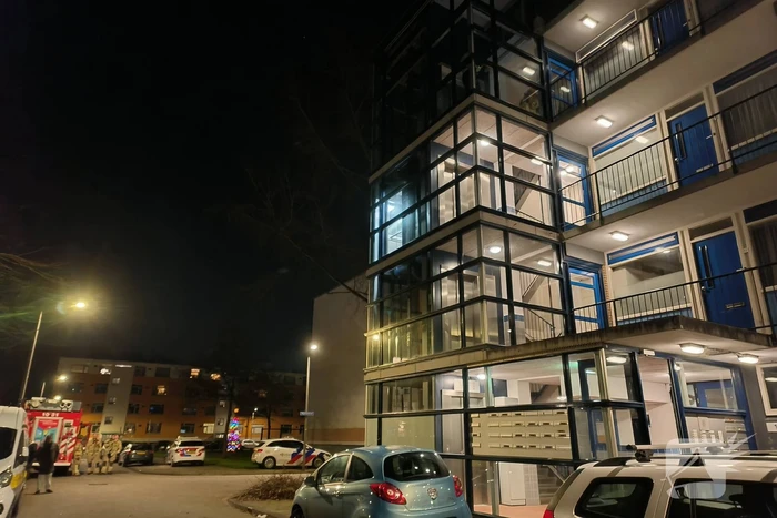 Brandweer doet onderzoek naar vreemde lucht
