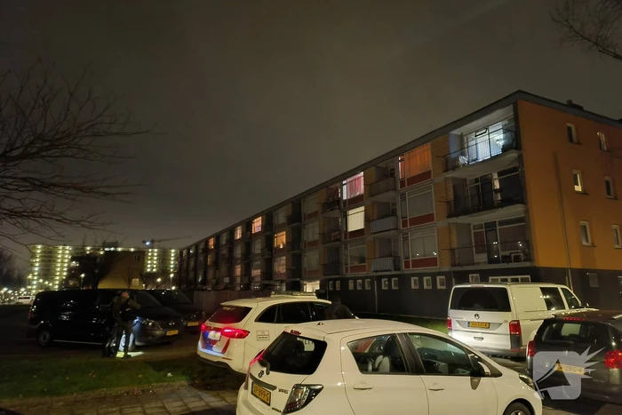 Brandweer doet onderzoek naar vreemde lucht