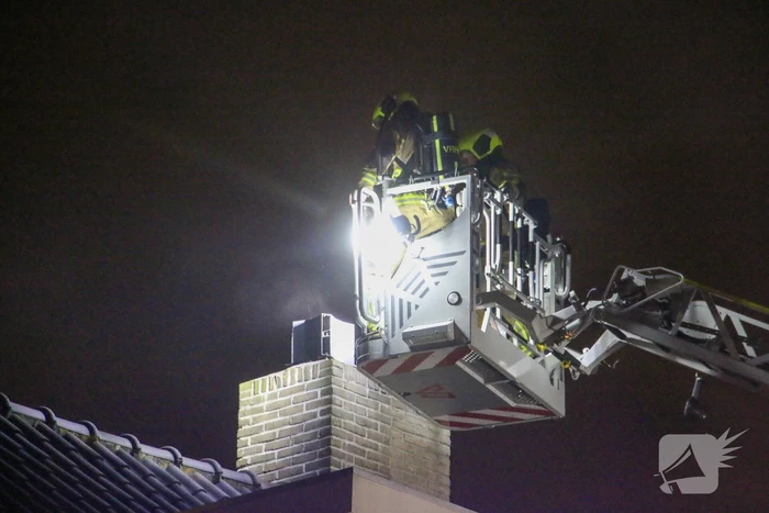 Flinke rookontwikkeling bij schoorsteenbrand