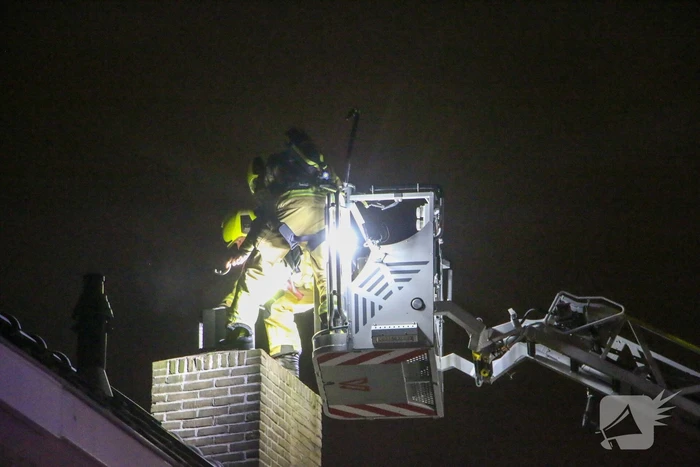 Flinke rookontwikkeling bij schoorsteenbrand